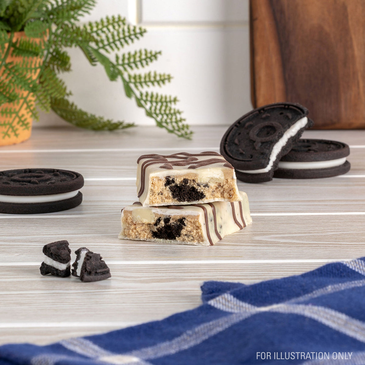 dipped-cookies-and-cream-protein-bars-e5 15807_QN_USA_ProteinBar_CAC_InterimAssetUpdate_Digital-Dipped-ProductCarouselSet_Tabletop1.jpg